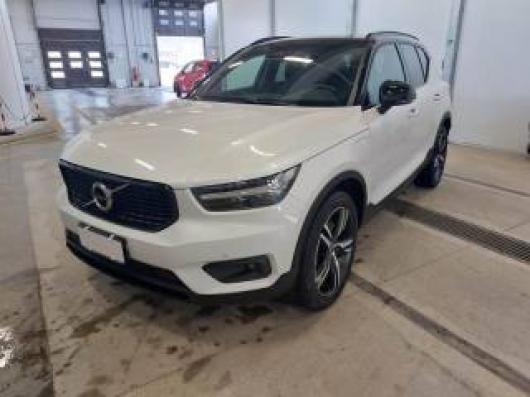 usato VOLVO XC40