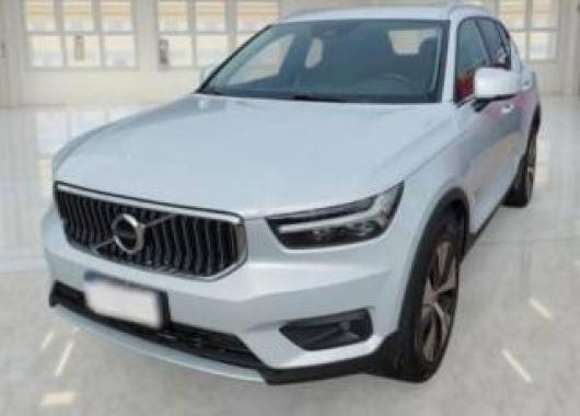 usato VOLVO XC40