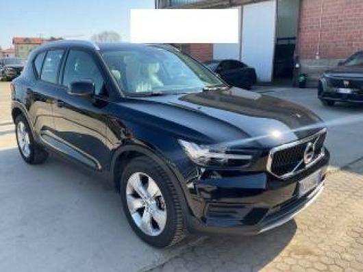 usato VOLVO XC40