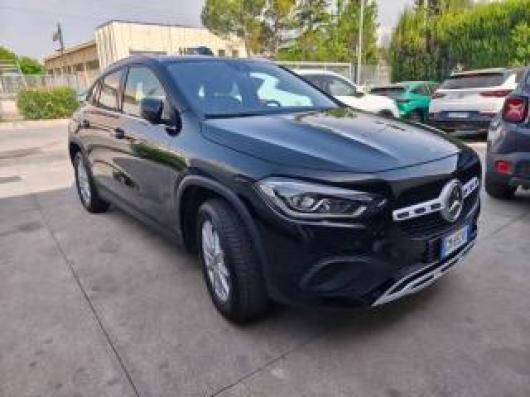 usato MERCEDES GLA 200