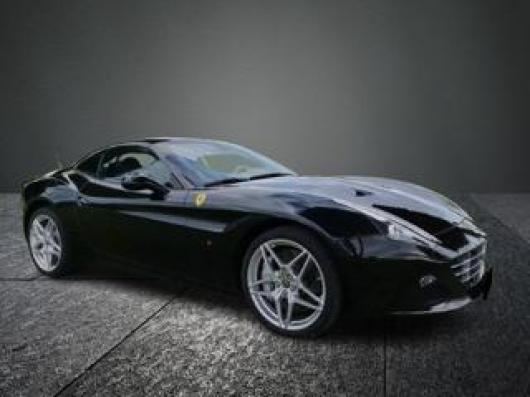 usato FERRARI California