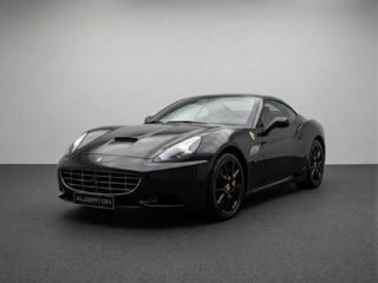 usato FERRARI California