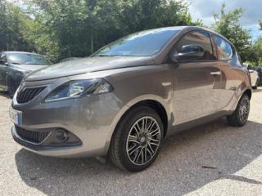 usato LANCIA Ypsilon