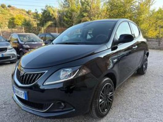 usato LANCIA Ypsilon
