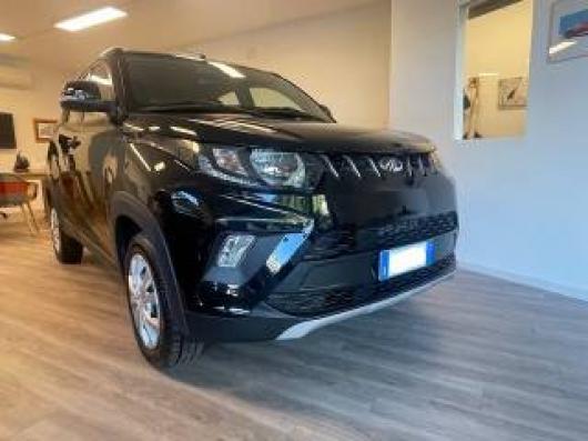 KUV100