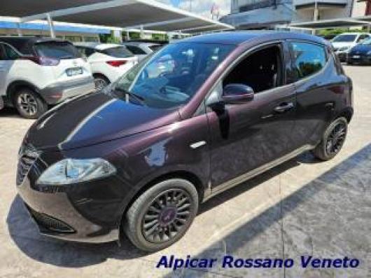 usato LANCIA Ypsilon