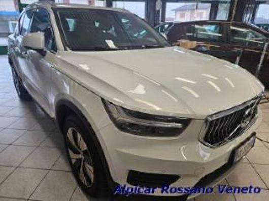 usato VOLVO XC40