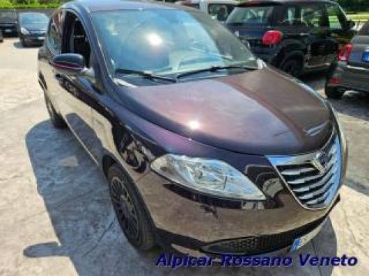 usato LANCIA Ypsilon