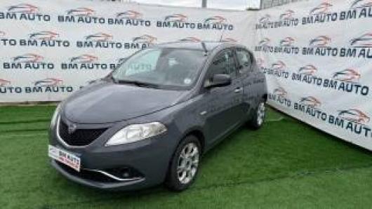 usato LANCIA Ypsilon