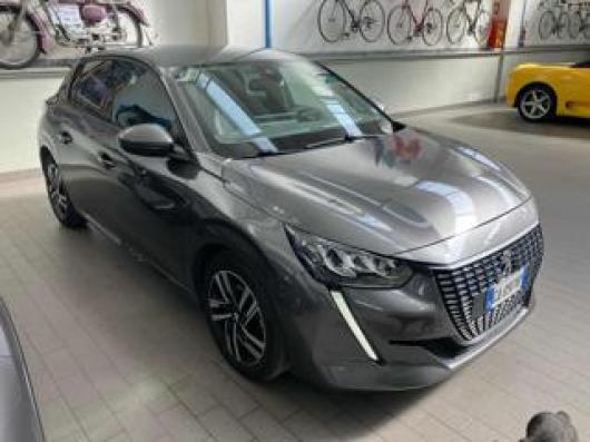 usato PEUGEOT 208