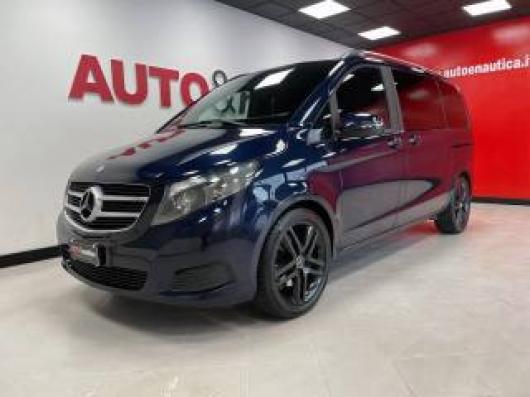 usato MERCEDES V 220