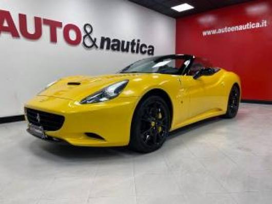 usato FERRARI California
