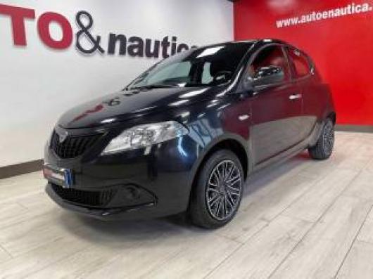 usato LANCIA Ypsilon