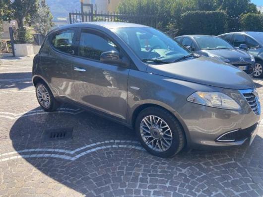 usato LANCIA Ypsilon