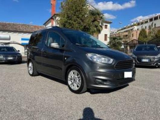 usato FORD Tourneo Courier