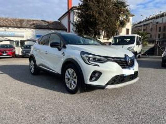 usato RENAULT Captur
