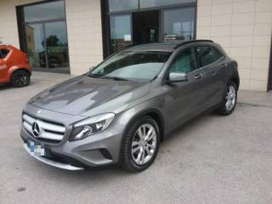 usato MERCEDES GLA 220