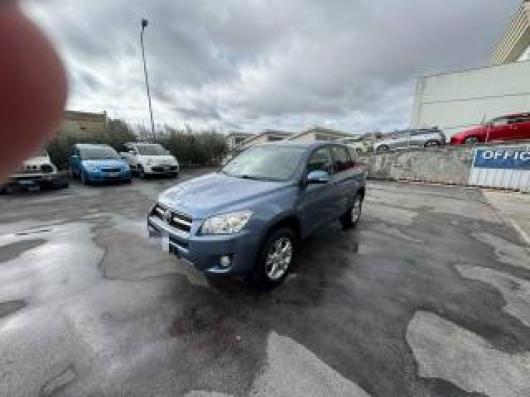 RAV 4