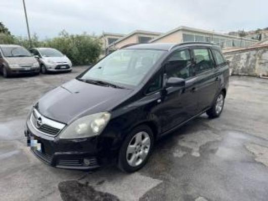 usato OPEL Zafira