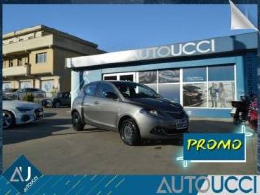 usato LANCIA Ypsilon