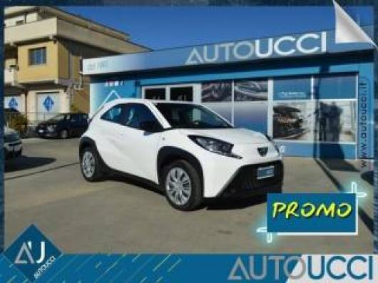 usato TOYOTA Aygo X