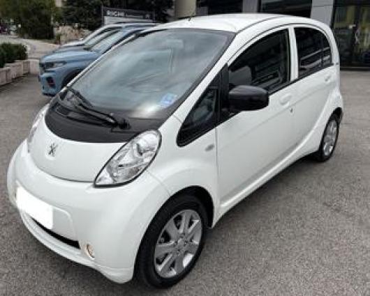 usato PEUGEOT iOn