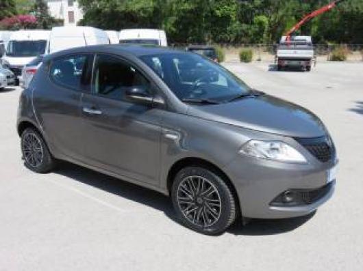 usato LANCIA Ypsilon