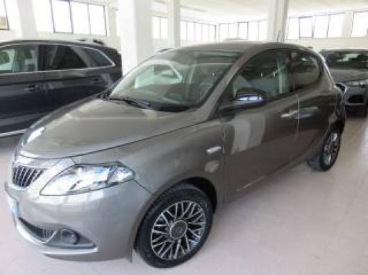 Ypsilon