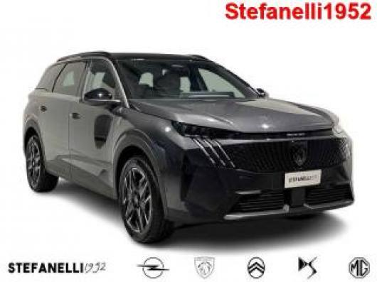 nuovo PEUGEOT 5008