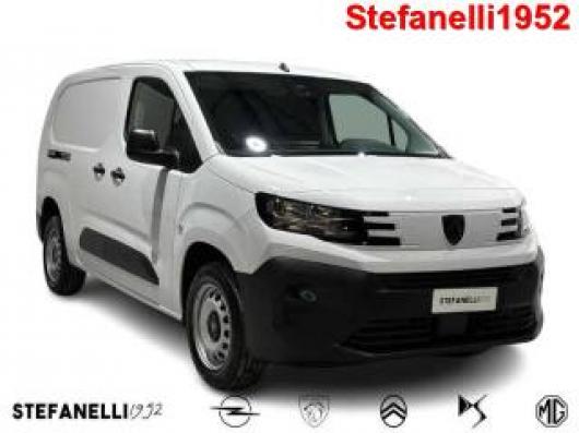 Km 0 PEUGEOT Partner