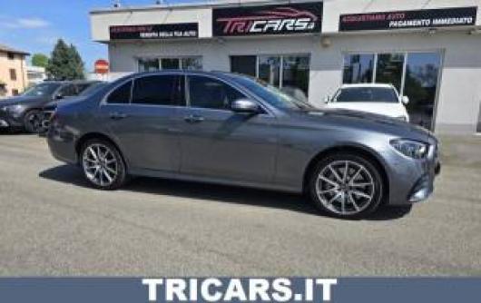 usato MERCEDES E 300