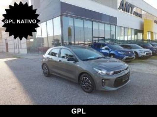 usato KIA Rio