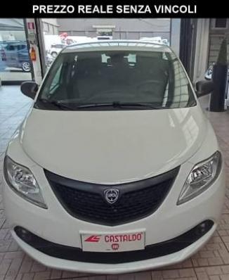 usato LANCIA Ypsilon
