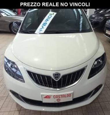usato LANCIA Ypsilon