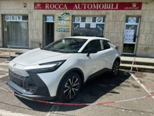 nuovo TOYOTA C HR