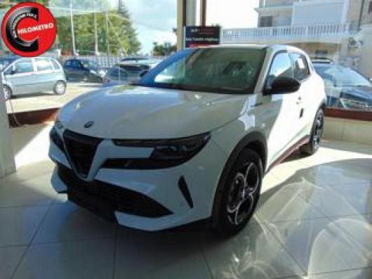 nuovo ALFA ROMEO Junior