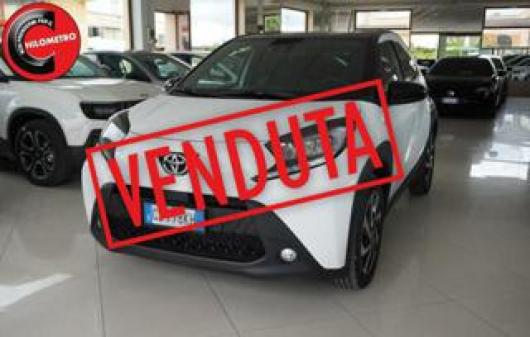Km 0 TOYOTA Aygo X