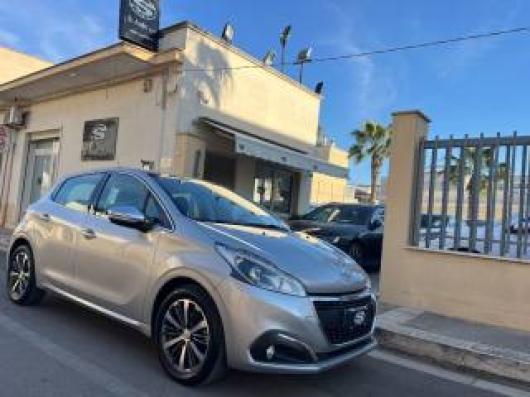 usato PEUGEOT 208