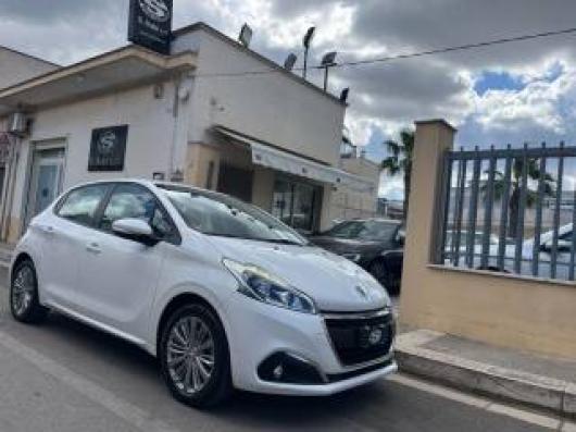usato PEUGEOT 208