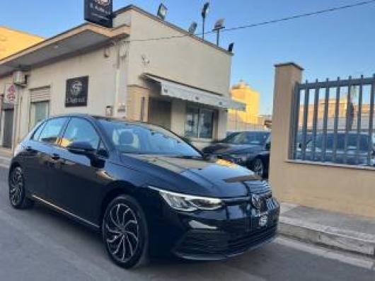 usato VOLKSWAGEN Golf