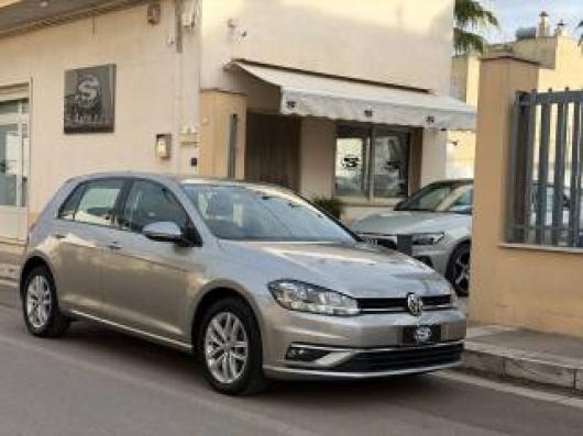 usato VOLKSWAGEN Golf