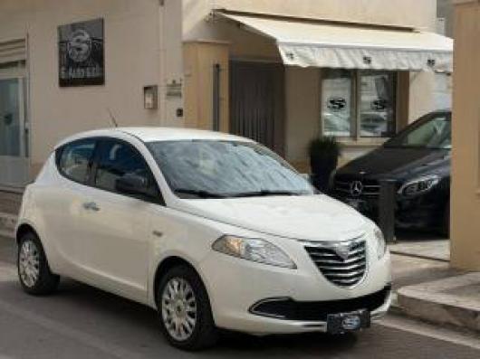 usato LANCIA Ypsilon