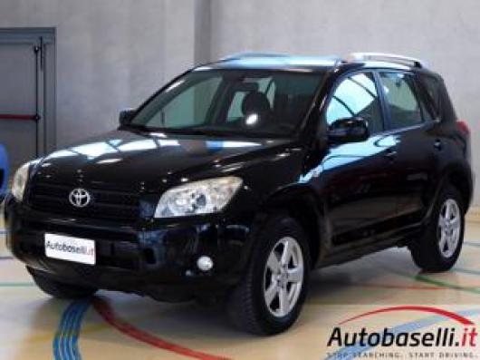 RAV 4