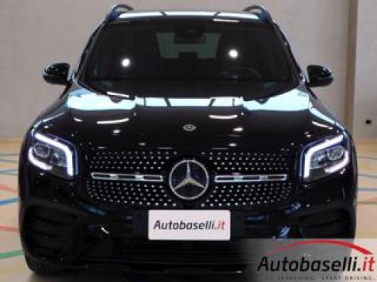 usato MERCEDES GLB 220