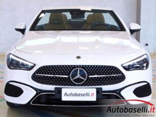 usato MERCEDES E 220