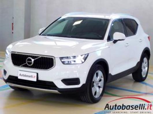 usato VOLVO XC40