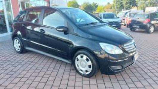 usato MERCEDES B 180