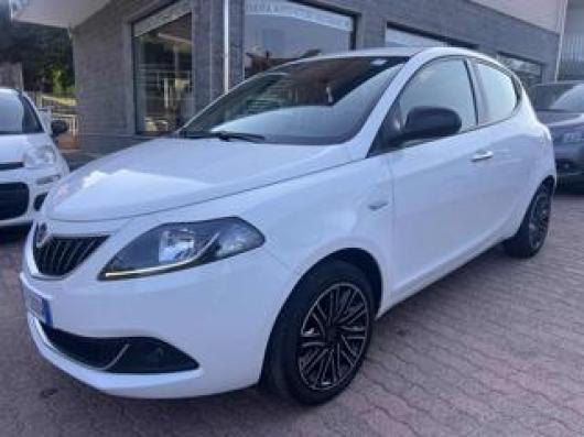 usato LANCIA Ypsilon