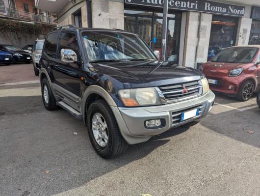 usato MITSUBISHI Pajero