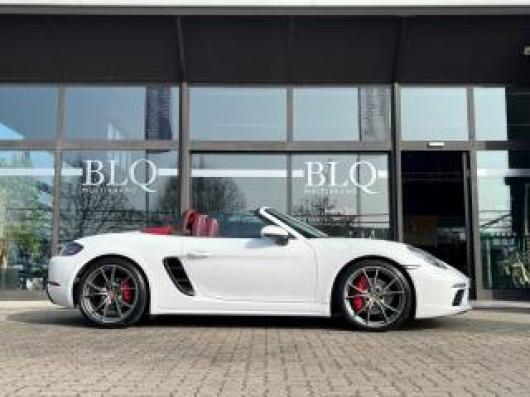 usato PORSCHE 718 Spyder